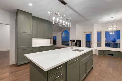 2964 Signal Hill Drive Sw, Calgary, AB - Indoor Photo Showing Kitchen