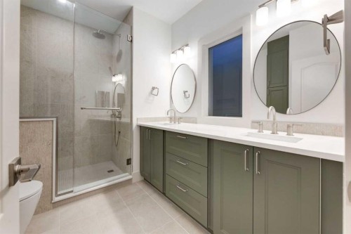 2964 Signal Hill Drive Sw, Calgary, AB - Indoor Photo Showing Bathroom