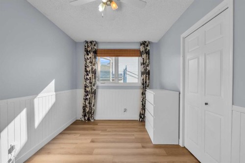 1318 Whitfield Avenue, Crossfield, AB - Indoor Photo Showing Other Room