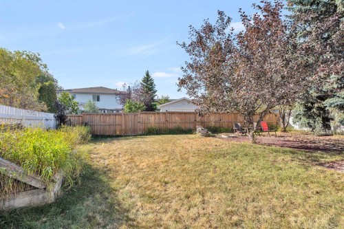 1318 Whitfield Avenue, Crossfield, AB - Outdoor