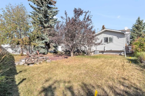 1318 Whitfield Avenue, Crossfield, AB - Outdoor