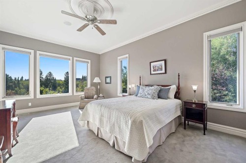 1 Pinehurst Drive, Heritage Pointe, AB - Indoor Photo Showing Bedroom