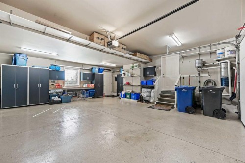 1 Pinehurst Drive, Heritage Pointe, AB - Indoor Photo Showing Garage