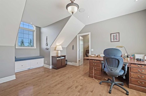1 Pinehurst Drive, Heritage Pointe, AB - Indoor Photo Showing Office
