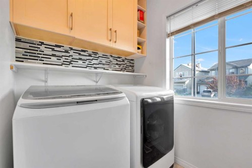 175 Evansmeade Common Nw, Calgary, AB - Indoor Photo Showing Laundry Room