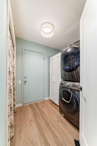 132 Hidden Valley Crescent Nw, Calgary, AB - Indoor Photo Showing Laundry Room