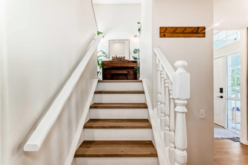 132 Hidden Valley Crescent Nw, Calgary, AB - Indoor Photo Showing Other Room
