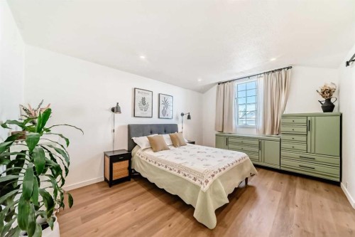 132 Hidden Valley Crescent Nw, Calgary, AB - Indoor Photo Showing Bedroom