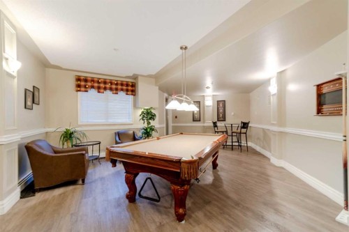 303-2416 Erlton Street Sw, Calgary, AB - Indoor Photo Showing Other Room