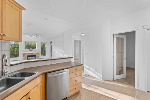 303-2416 Erlton Street Sw, Calgary, AB - Indoor Photo Showing Kitchen With Double Sink