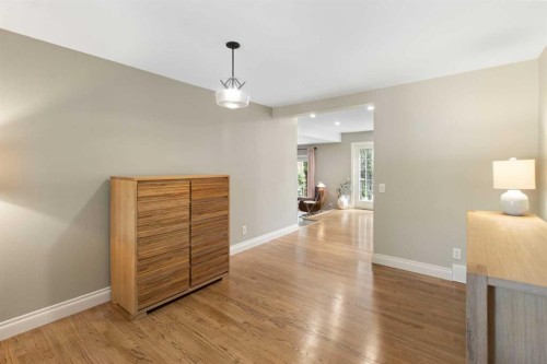 152 Lake Mead Crescent Se, Calgary, AB - Indoor Photo Showing Other Room