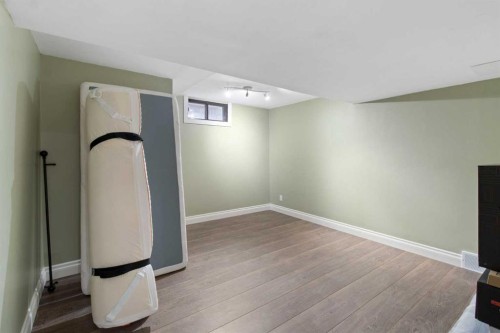 152 Lake Mead Crescent Se, Calgary, AB - Indoor