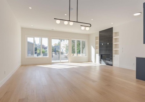 507 26 Avenue Ne, Calgary, AB - Indoor