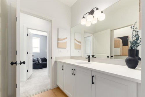 80 Creekside Path Sw, Calgary, AB - Indoor Photo Showing Bathroom