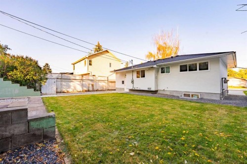 28 Henefer Road Sw, Calgary, AB - Outdoor