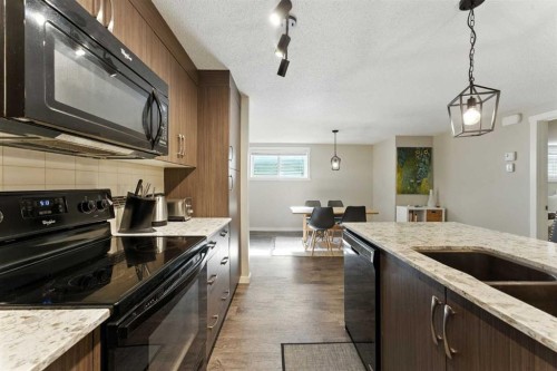 927 Auburn Bay Circle Se, Calgary, AB - Indoor Photo Showing Kitchen