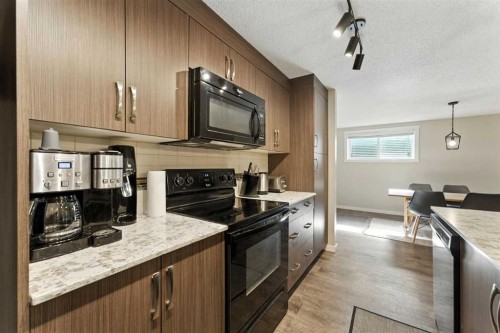 927 Auburn Bay Circle Se, Calgary, AB - Indoor Photo Showing Kitchen