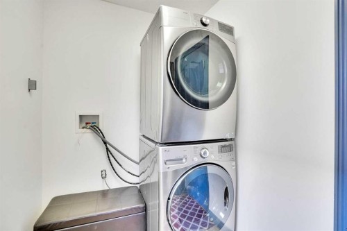 204 Covehaven Gardens Ne, Calgary, AB - Indoor Photo Showing Laundry Room