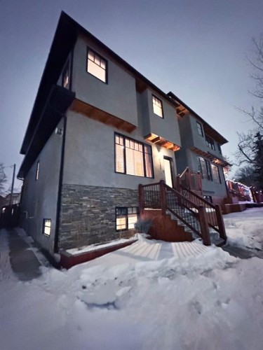 933 29 Street Nw, Calgary, AB - Outdoor With Exterior
