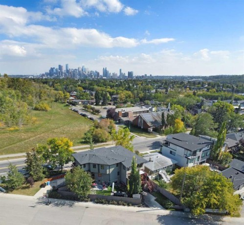 933 29 Street Nw, Calgary, AB - Outdoor With View