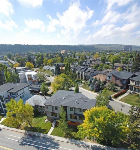 933 29 Street Nw, Calgary, AB - Outdoor With View
