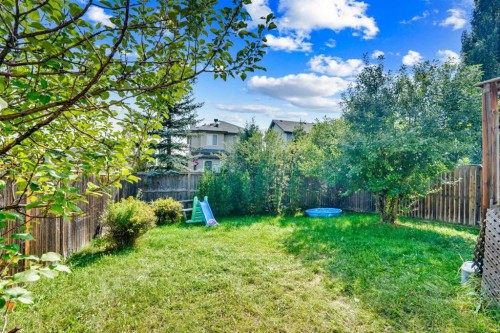 228 Covehaven Terrace Ne, Calgary, AB - Outdoor