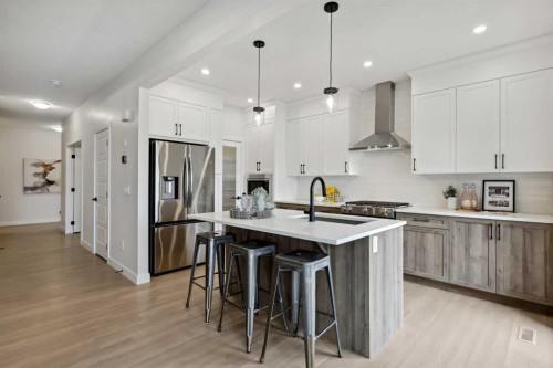 43 Versant View Sw, Calgary, AB - Indoor Photo Showing Kitchen With Upgraded Kitchen