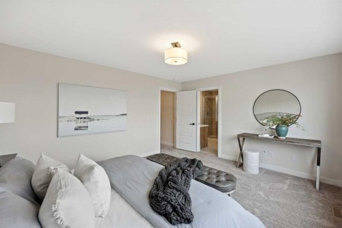 43 Versant View Sw, Calgary, AB - Indoor