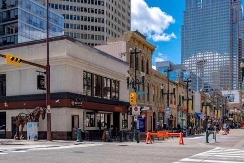 1301-683 10 Street Sw, Calgary, AB - Outdoor With Facade