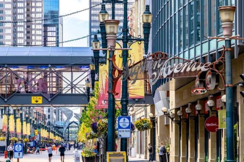 1301-683 10 Street Sw, Calgary, AB - Indoor Photo Showing Other Room