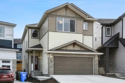91 Versant Way SW Calgary, AB T2Y 0Z3