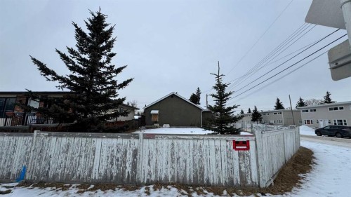 4106 10 Avenue Se, Calgary, AB - Outdoor