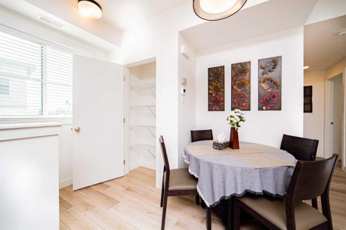 120 Spring Creek Common Sw, Calgary, AB - Indoor Photo Showing Dining Room