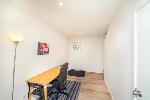 120 Spring Creek Common Sw, Calgary, AB - Indoor