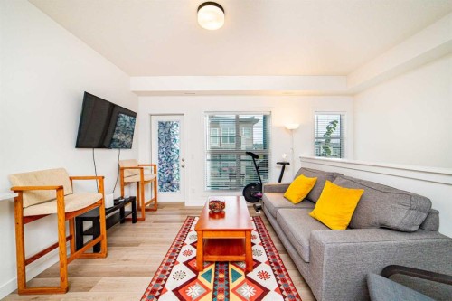 120 Spring Creek Common Sw, Calgary, AB - Indoor