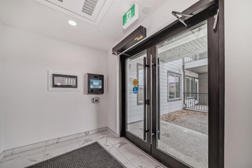 2520-395 Skyview Parkway Ne, Calgary, AB - Indoor Photo Showing Other Room