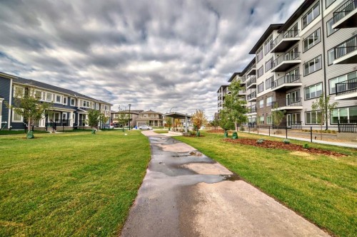 2520-395 Skyview Parkway Ne, Calgary, AB - Outdoor