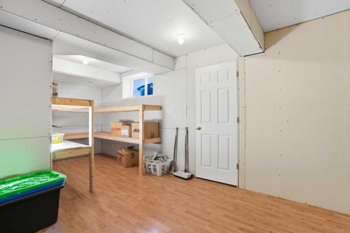 12 Bow Way, Cochrane, AB - Indoor