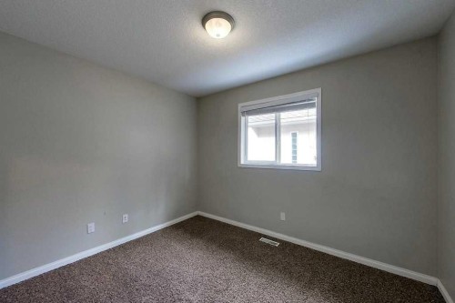 4155 15 Avenue, Edson, AB - Indoor Photo Showing Other Room