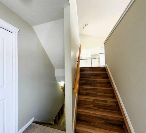 4155 15 Avenue, Edson, AB - Indoor Photo Showing Other Room