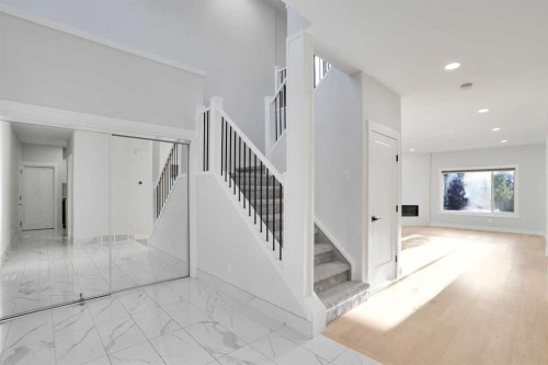 72 Panamount Manor Nw, Calgary, AB - Indoor Photo Showing Other Room