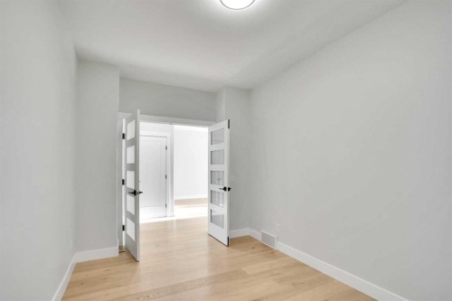 72 Panamount Manor Nw, Calgary, AB - Indoor Photo Showing Other Room