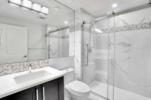 72 Panamount Manor Nw, Calgary, AB - Indoor Photo Showing Bathroom
