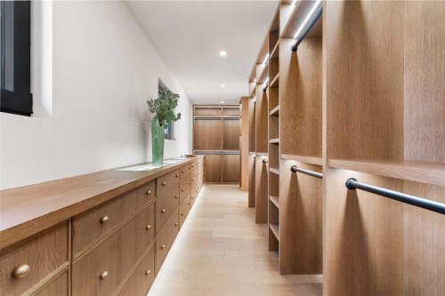 692 West Chestermere Drive, Chestermere, AB - Indoor Photo Showing Other Room