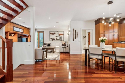 2605 4 Street Ne, Calgary, AB - Indoor Photo Showing Dining Room