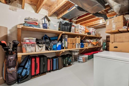 2605 4 Street Ne, Calgary, AB - Indoor