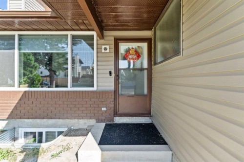 12 Cedargrove Road Sw, Calgary, AB -  With Exterior