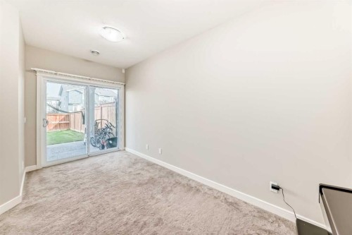 15 Evanscrest Way, Calgary, AB - Indoor Photo Showing Other Room