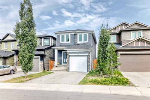 15 Evanscrest Way, Calgary, AB - Outdoor With Facade