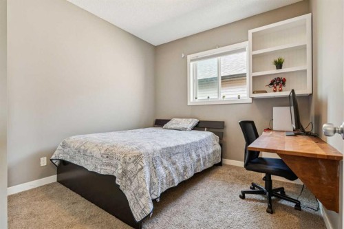 42 Chaparral Valley Place Se, Calgary, AB - Indoor Photo Showing Bedroom
